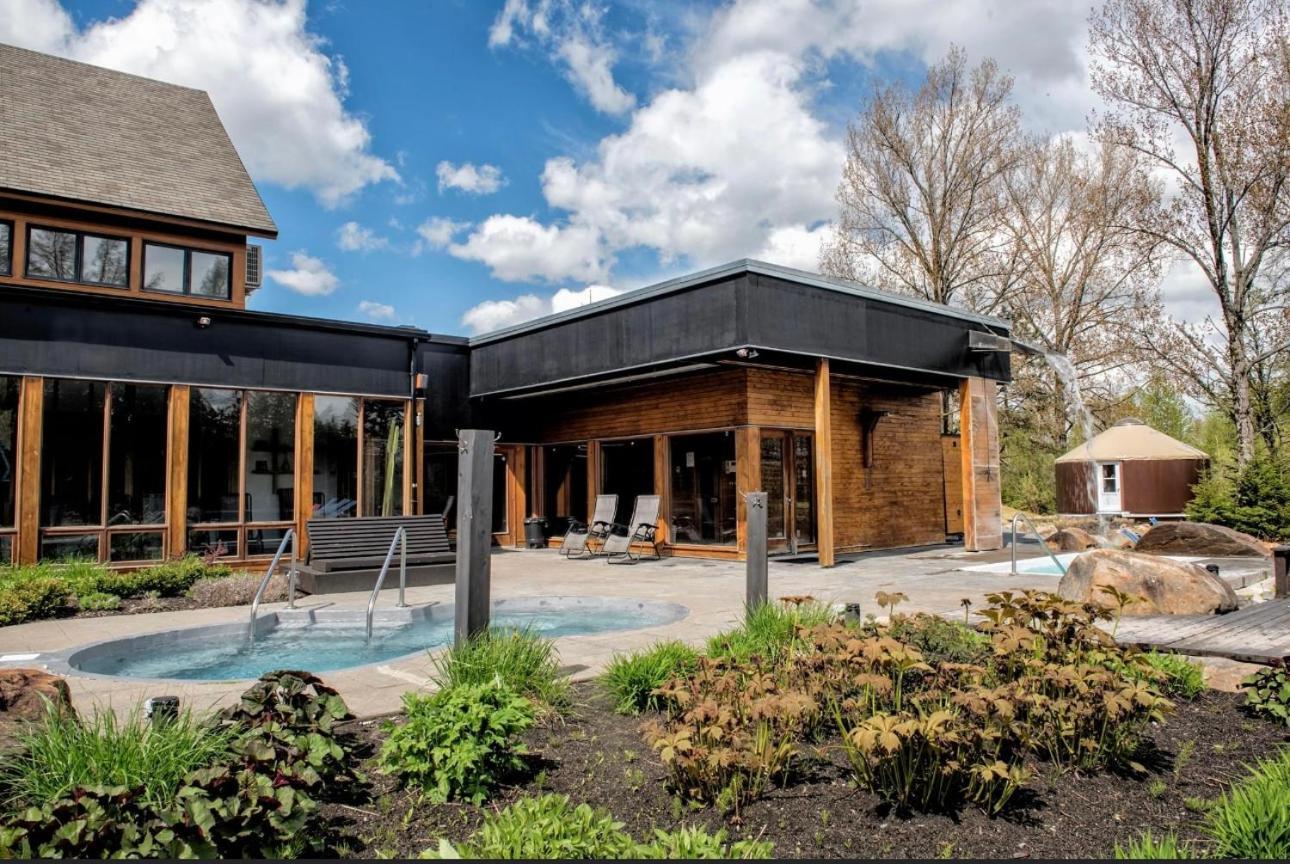 Versant Mont-Sainte-Anne Экстерьер фото